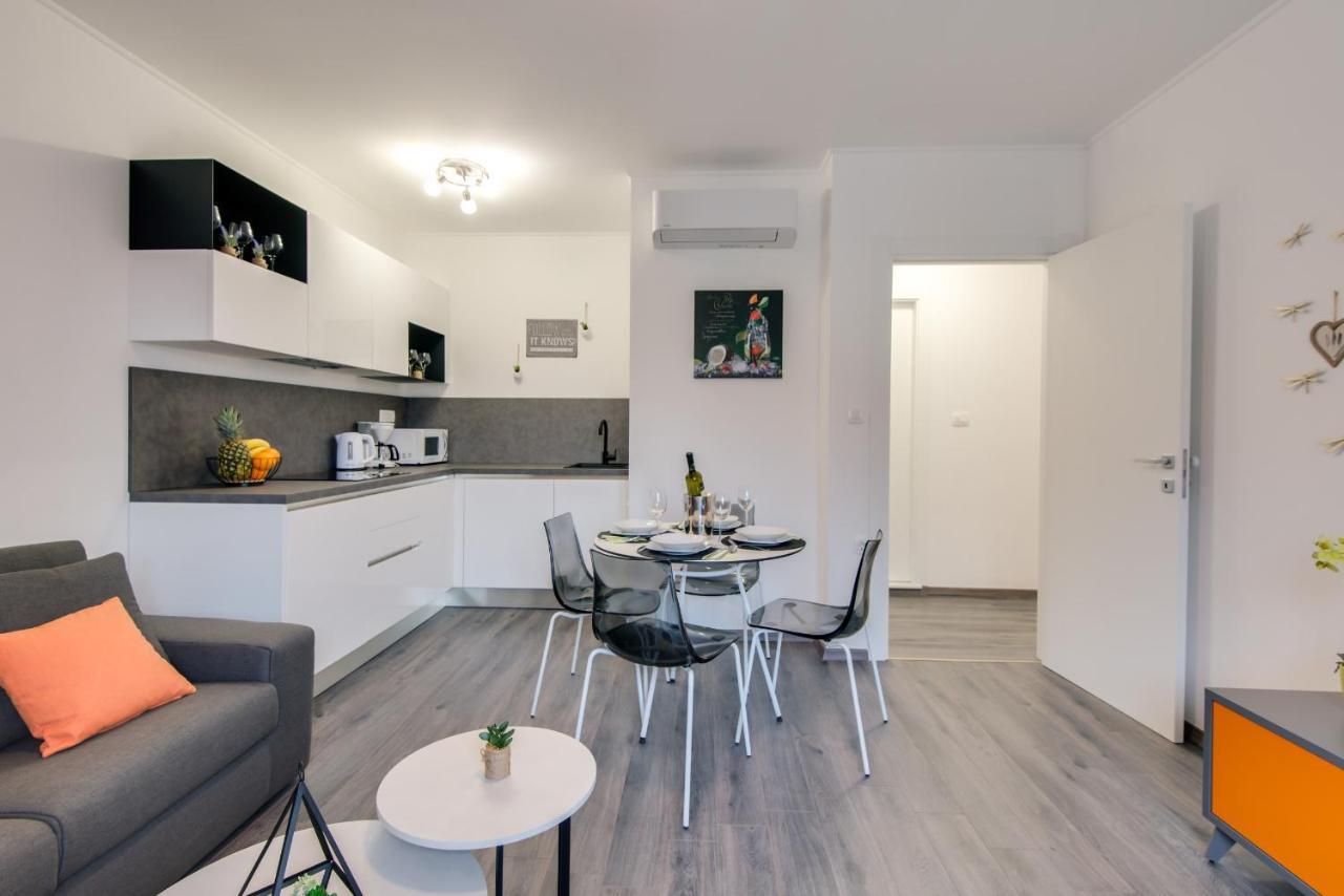 Apartments Sherri Rijeka Exterior foto